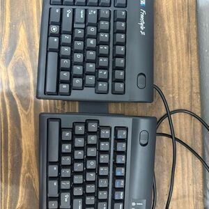 Ergonomic tilting keyboard - Kinesis Ascent & Kinesis Freestyle2, 20-90 degrees